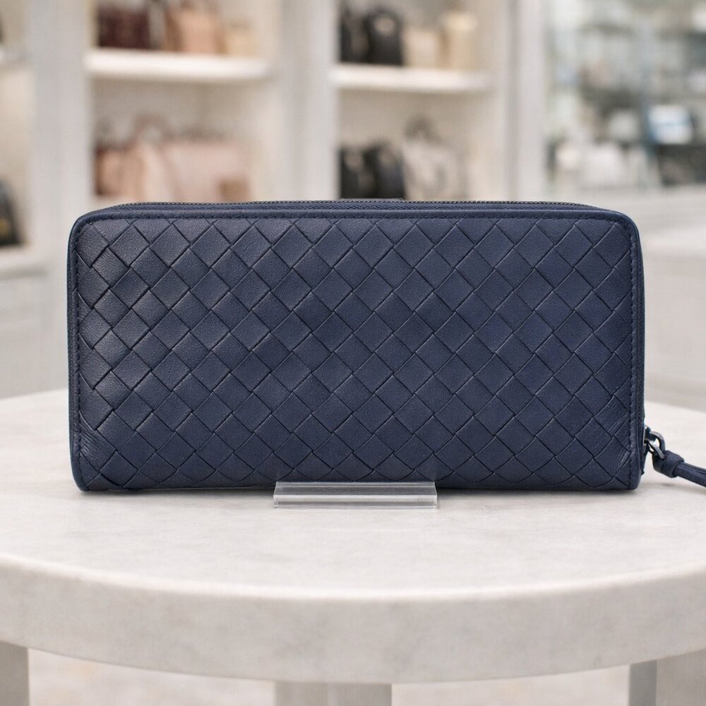 Bottega Veneta Intrecciato Blue Lambskin Leather Wallet